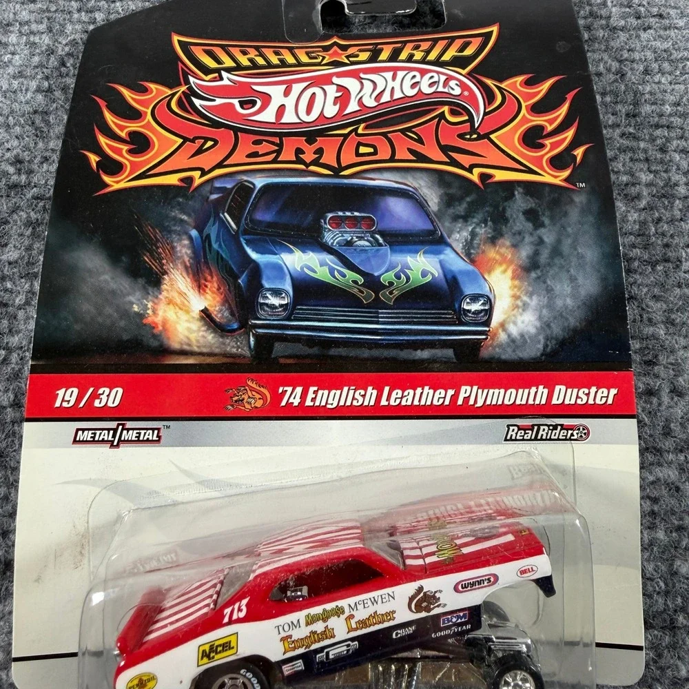 Hot Wheels Drag Strip Demons Plymouth Duster 1974 Real Riders English Leather